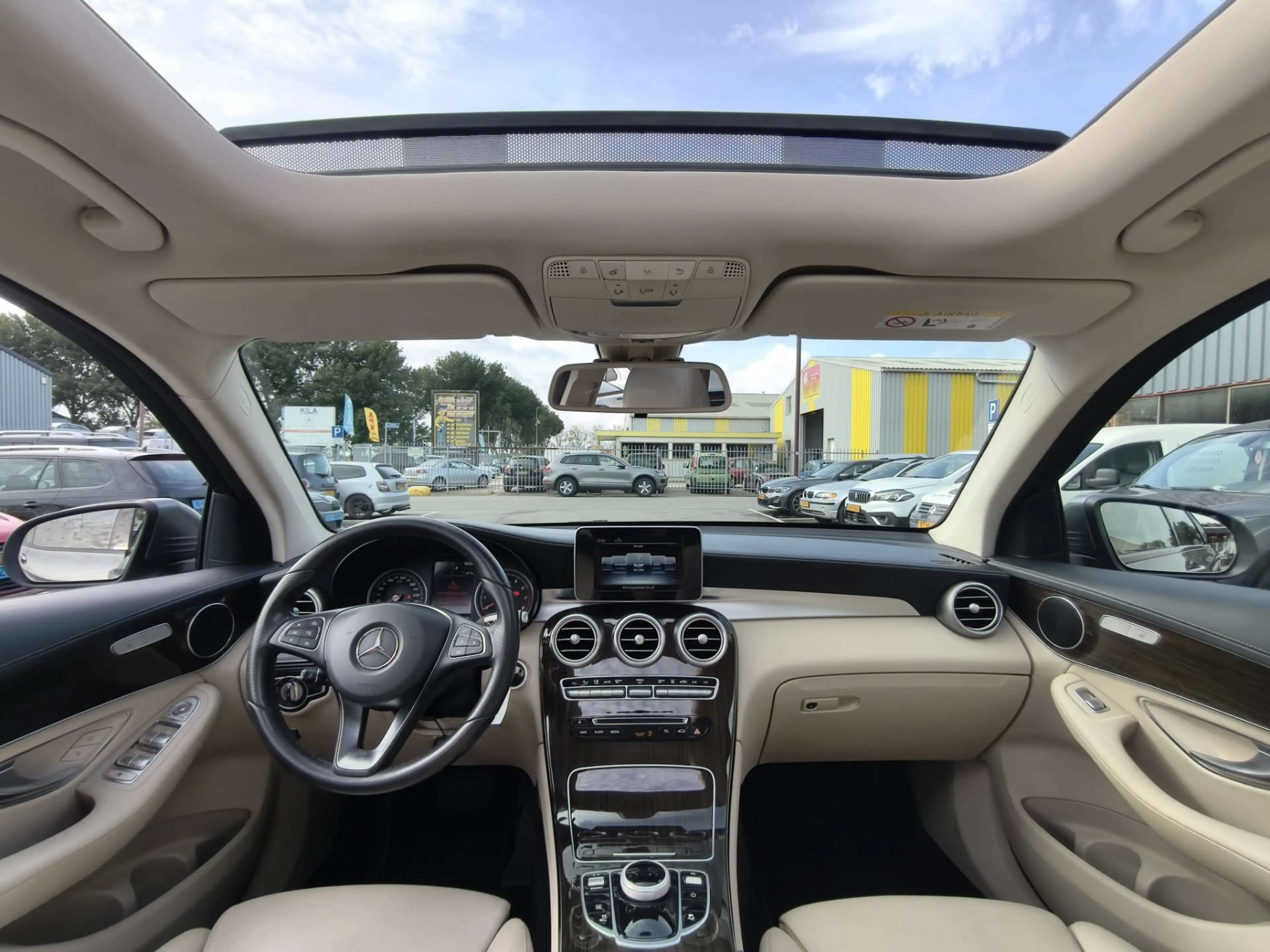 Mercedes-Benz GLC 350 350e 4MATIC Premium Plus — photo 10