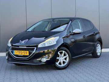 1.2 VTi Oxygo Navi - Led - Cruise - Airco - Trekha