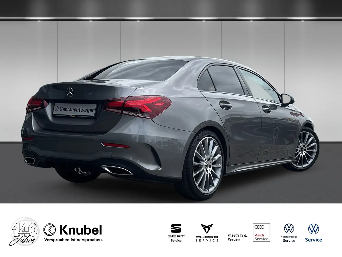 Mercedes-Benz A 220 AMG Line 4Matic LED/NAVI/AHK/AreaView Grau - 2