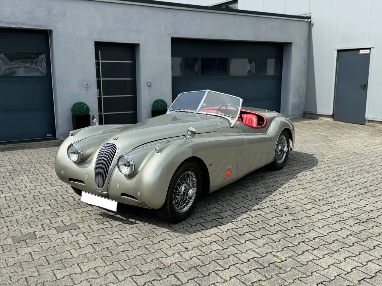 Jaguar XK 120 SE, foto 2