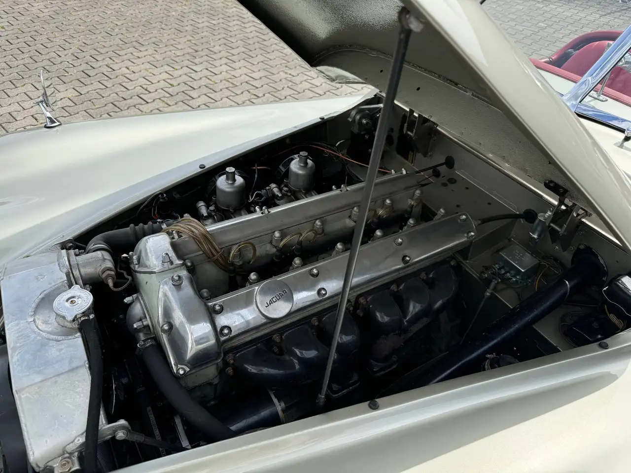 Jaguar XK 120 SE, foto 10