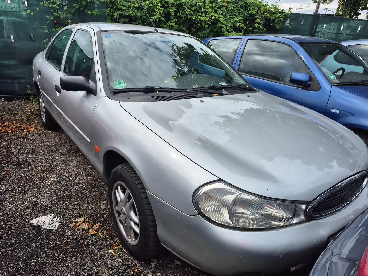 Ford Mondeo Automatik Neu TÜV Argent - 1