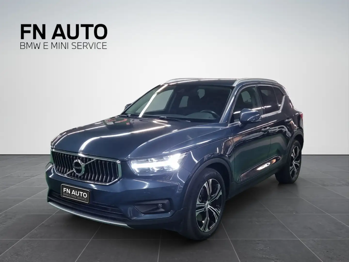 Volvo XC40 T4 Recharge Plug-in Hybrid Inscription Expression Blu/Azzurro - 1