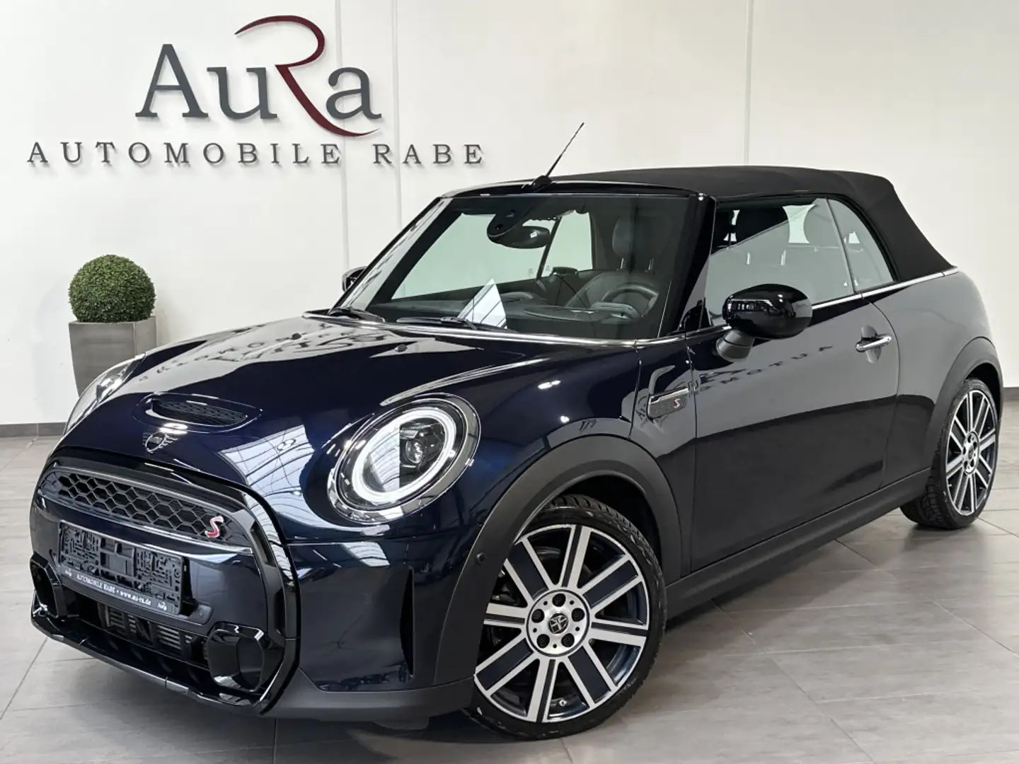 MINI Cooper S Cabrio Sport-Aut. NAV+LED+DIGDISPLAY+PP Чорний - 2