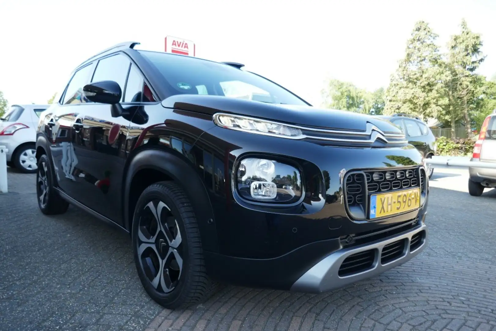 Citroen C3 1.2 PT S&S SHINE  110 PPK  NAVI/CAMERA 360 / NIEUW Zwart - 2