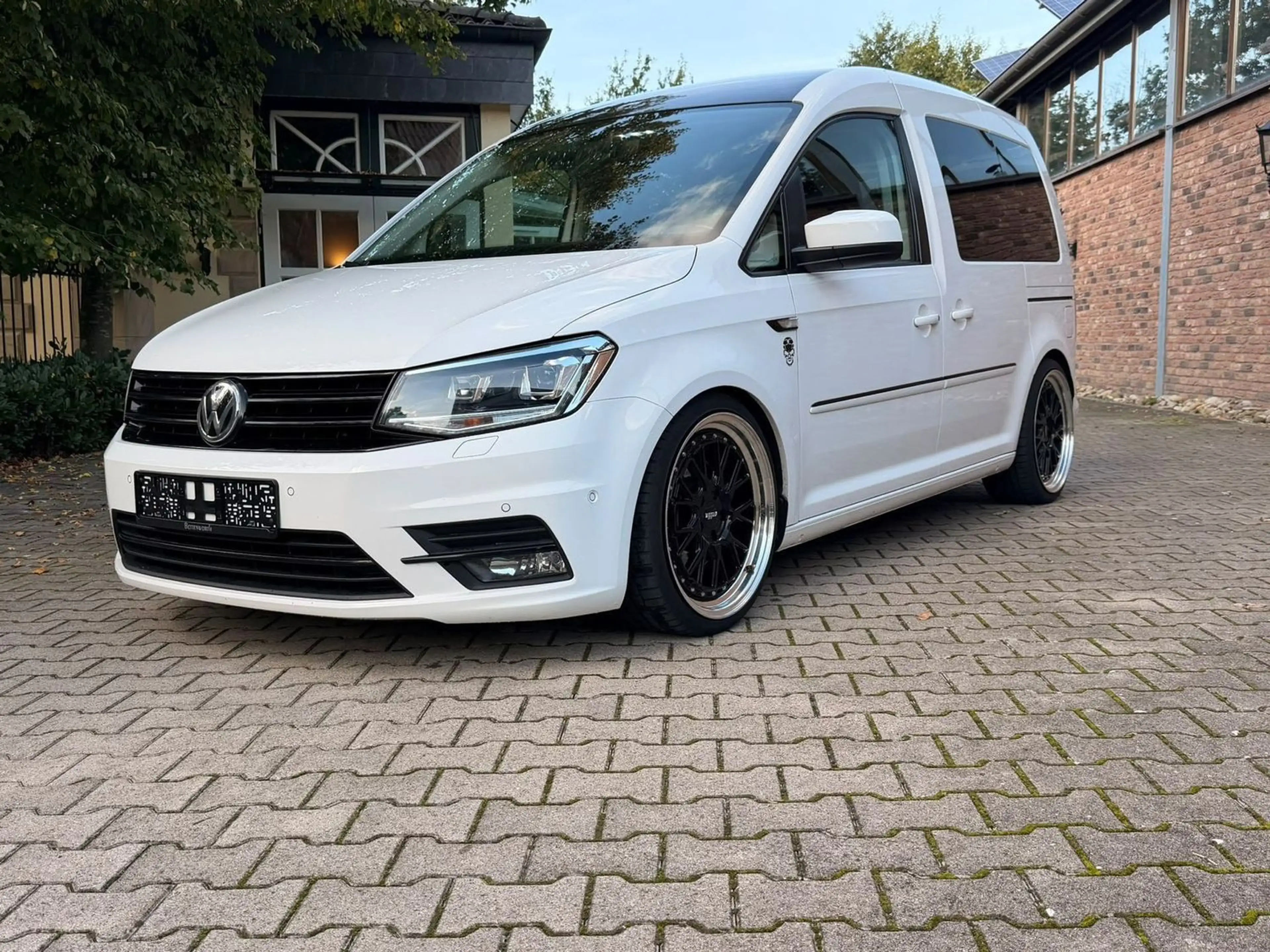Volkswagen Caddy Highline BMT Sound Modul 19 Zoll Kamera — photo 11