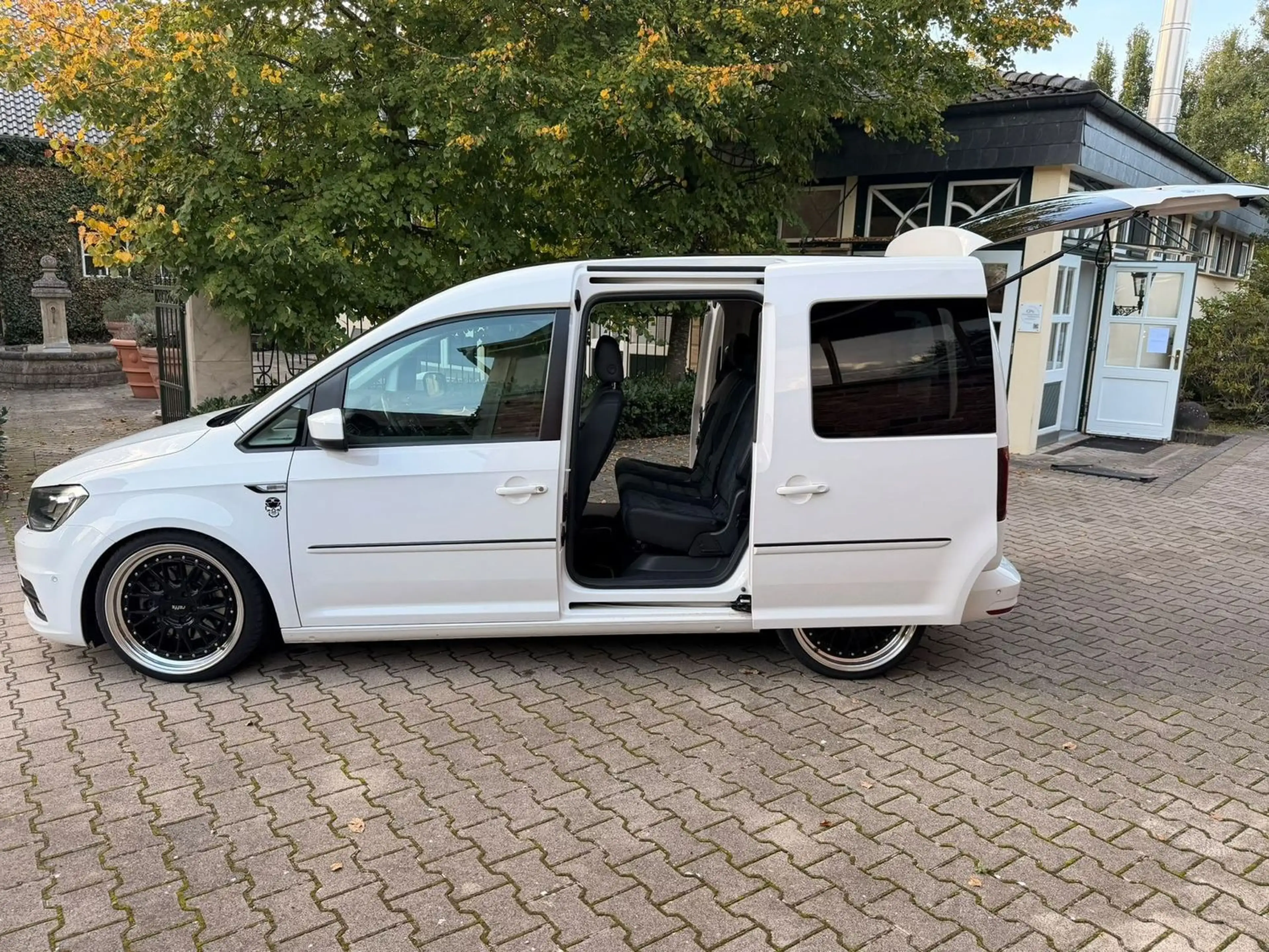 Volkswagen Caddy Highline BMT Sound Modul 19 Zoll Kamera — photo 6