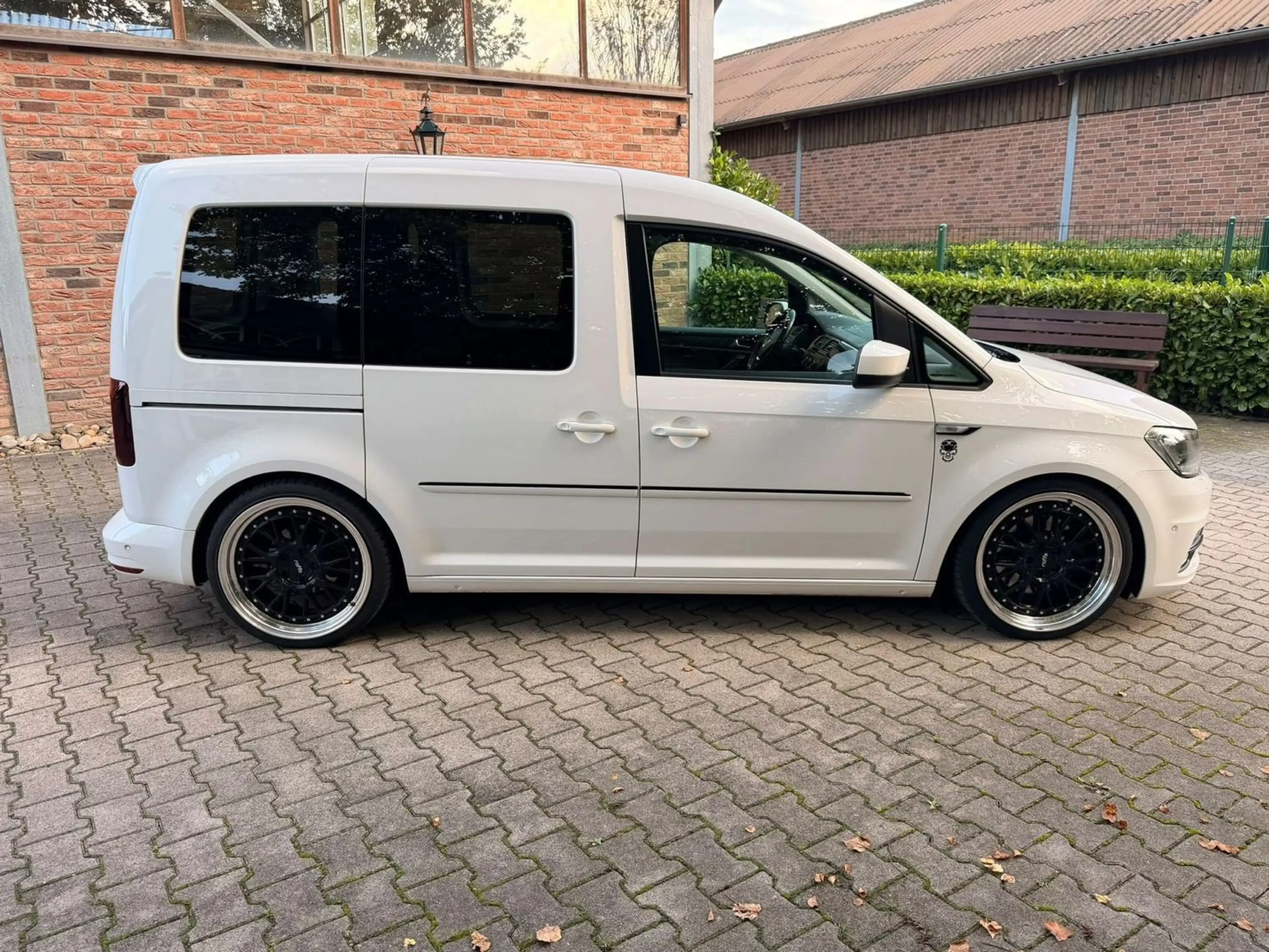 Volkswagen Caddy Highline BMT Sound Modul 19 Zoll Kamera — photo 4