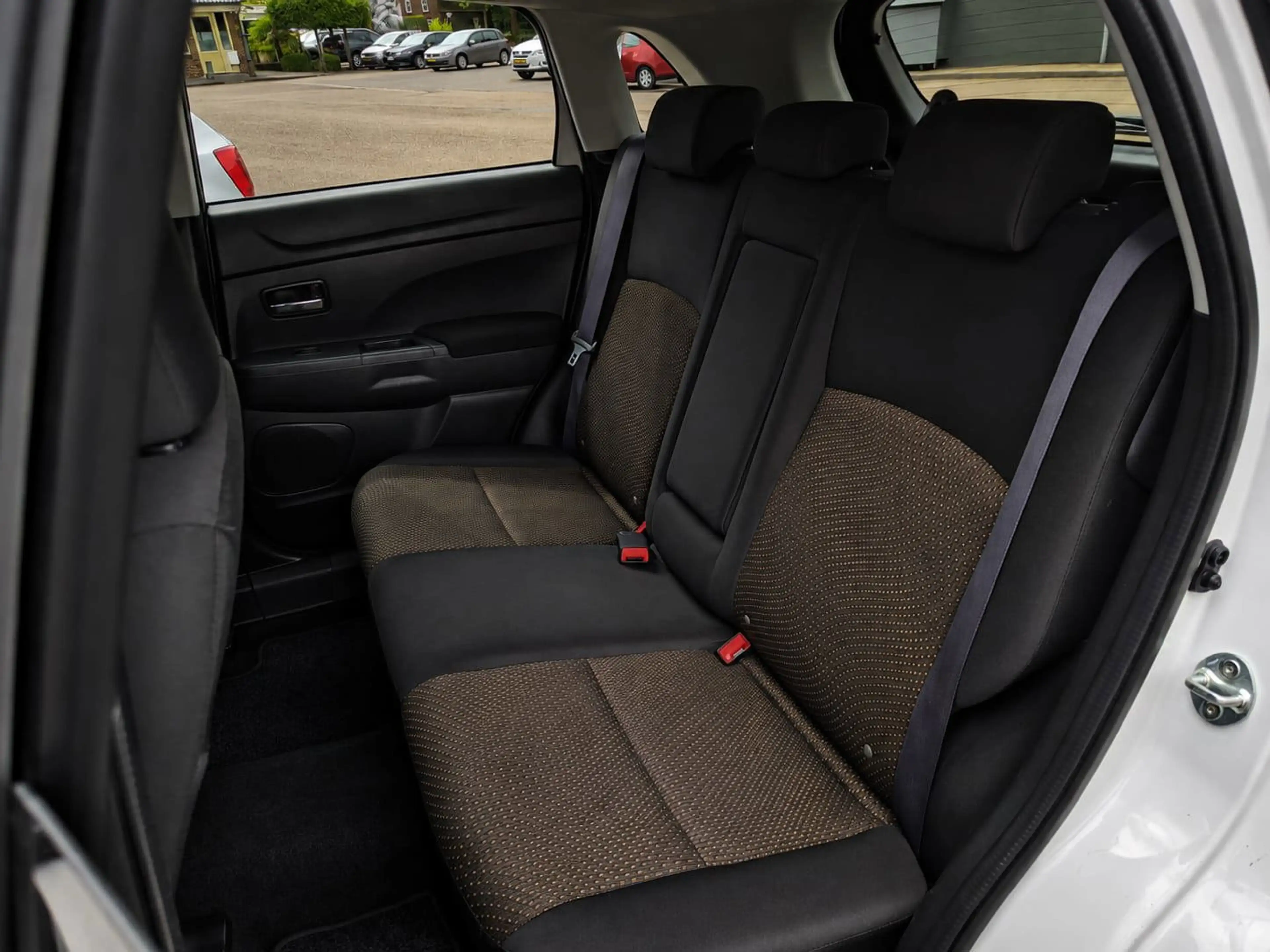 Mitsubishi ASX 1.6 Cleartec Intense Trekhaak Stoelvw Camera — photo 11