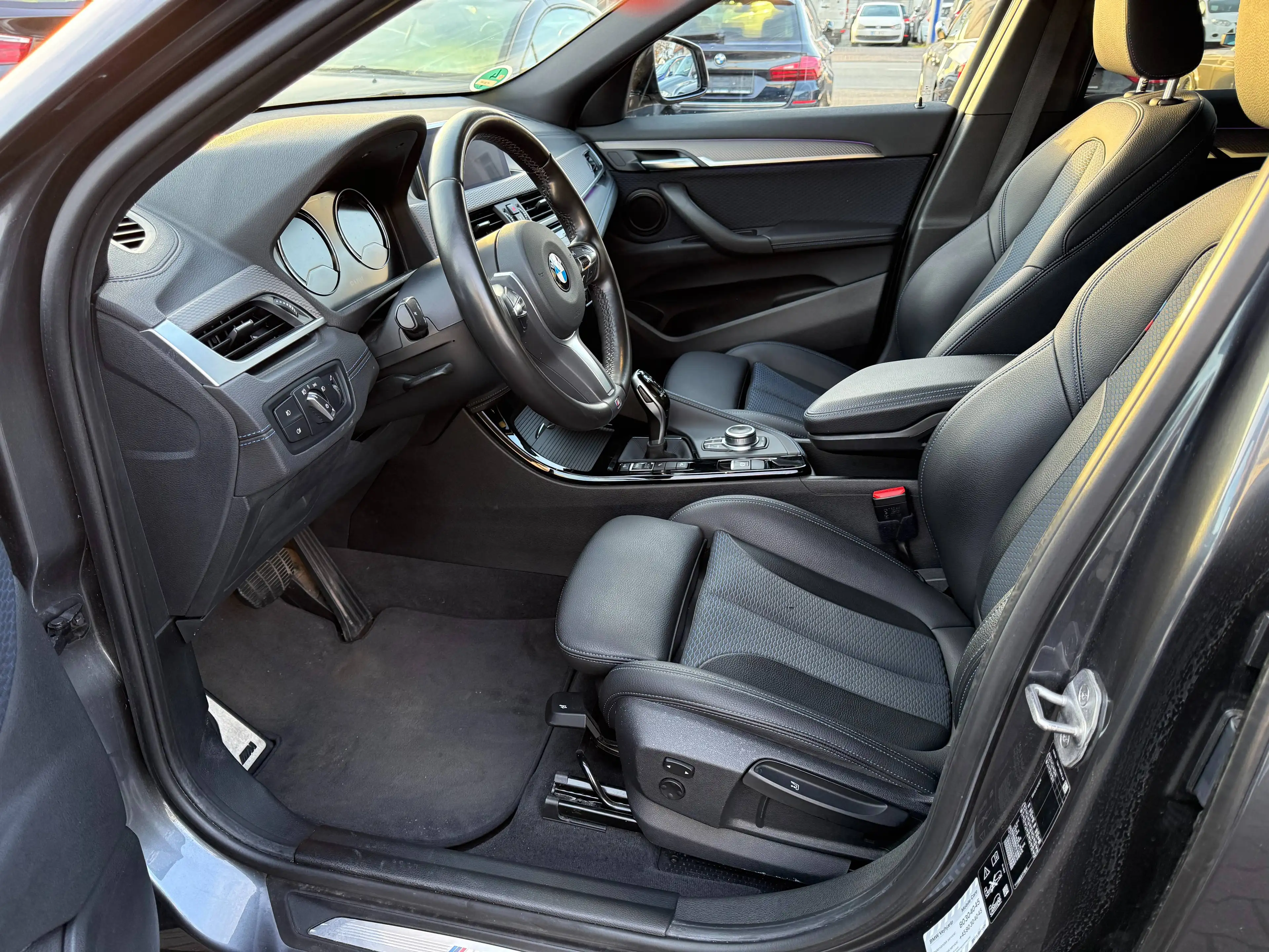 BMW X2 xDrive 20 d M SportPaket X~1 Hand~Scheckheft~ — photo 11