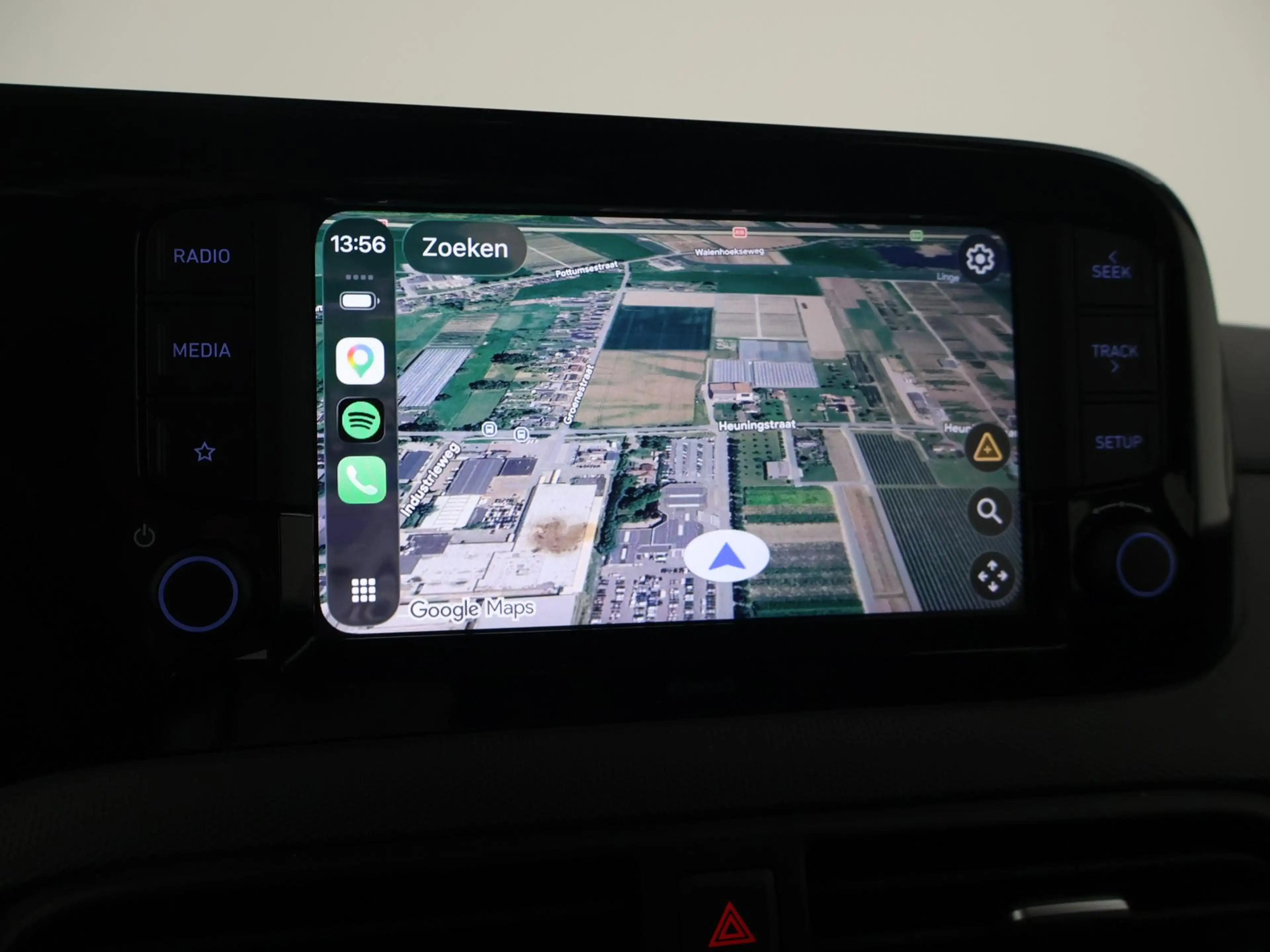 Hyundai i10 1.0 COMFORT + APPLE CARPLAY | DAB | AIRCO | DIGITA — photo 6