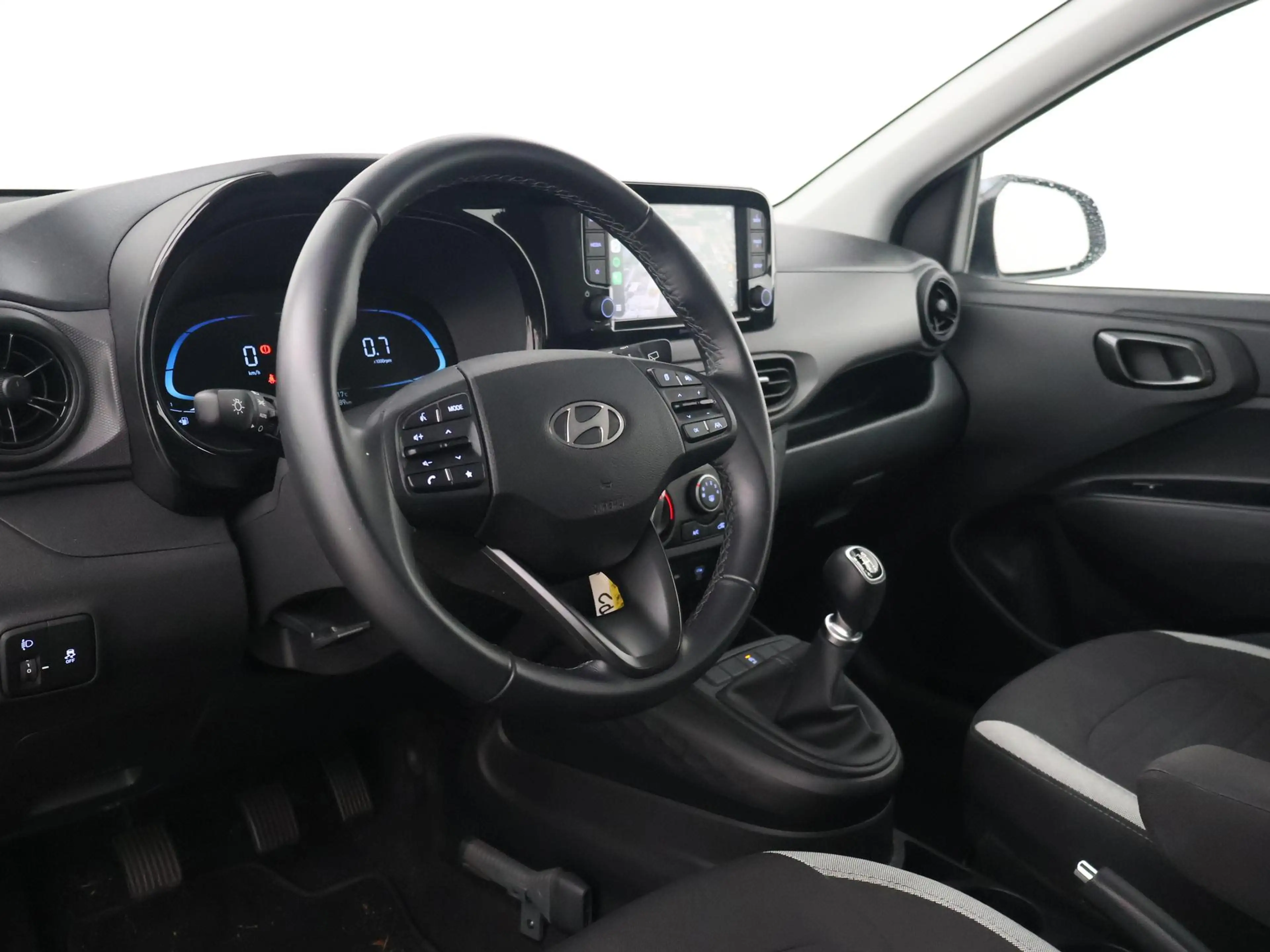 Hyundai i10 1.0 COMFORT + APPLE CARPLAY | DAB | AIRCO | DIGITA — photo 22