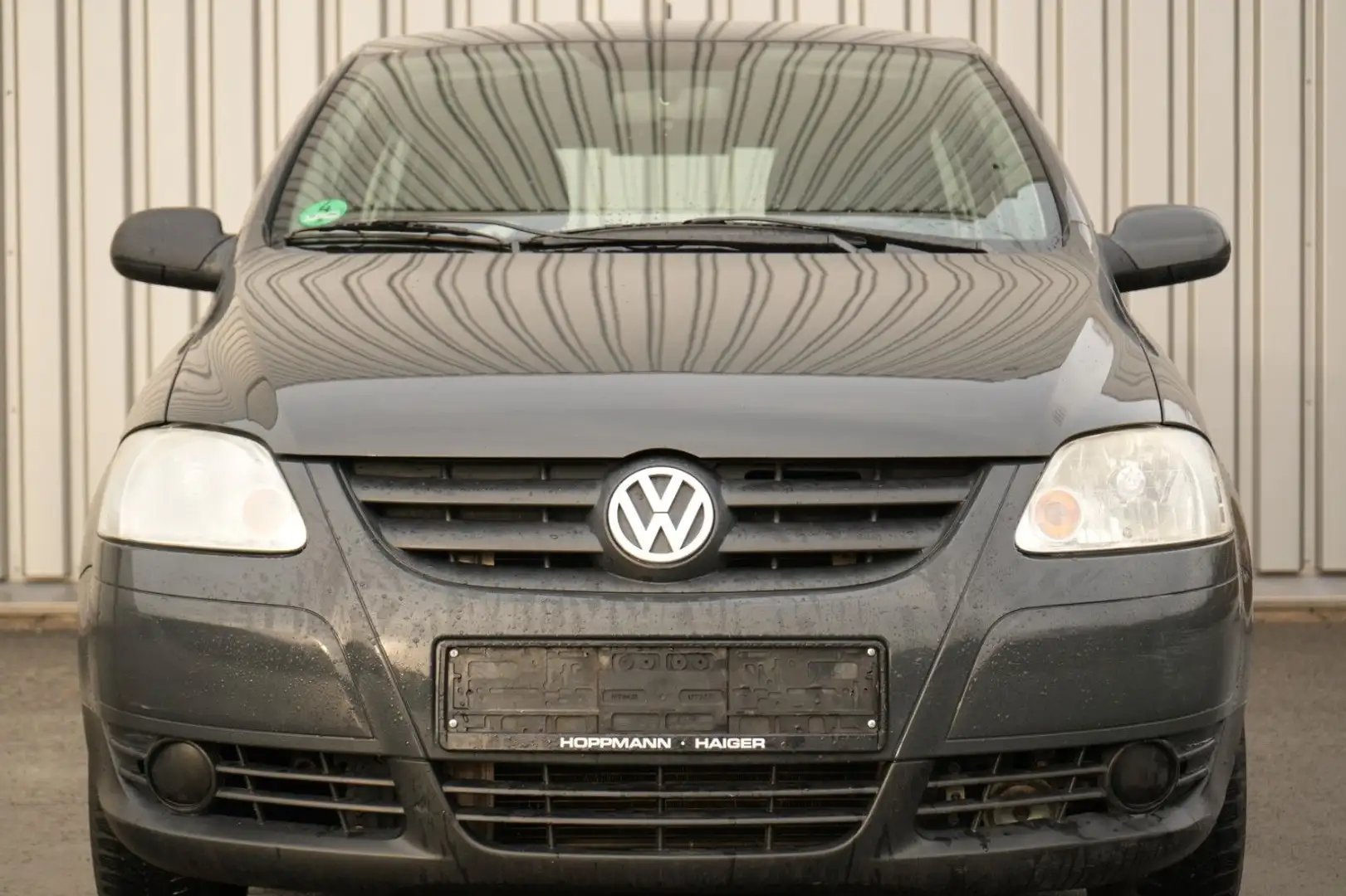 Volkswagen Fox Refresh 1.4 TÜV NEU/Scheckheft/8 Fach/Klima Gri - 2