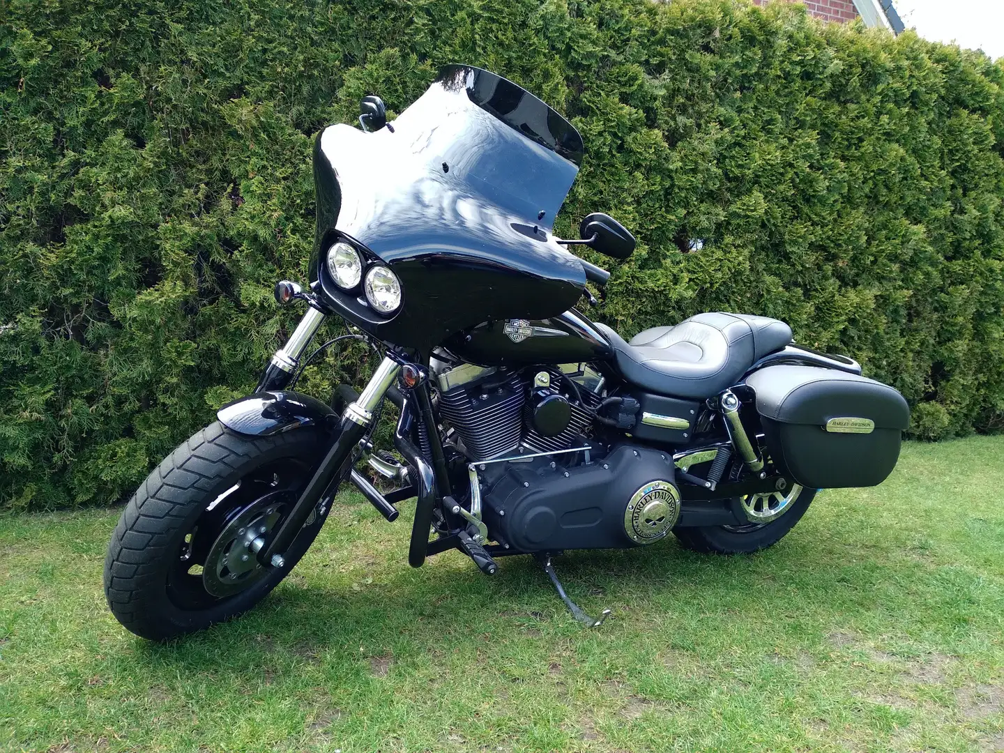Harley-Davidson Dyna Fat Bob Black - 2