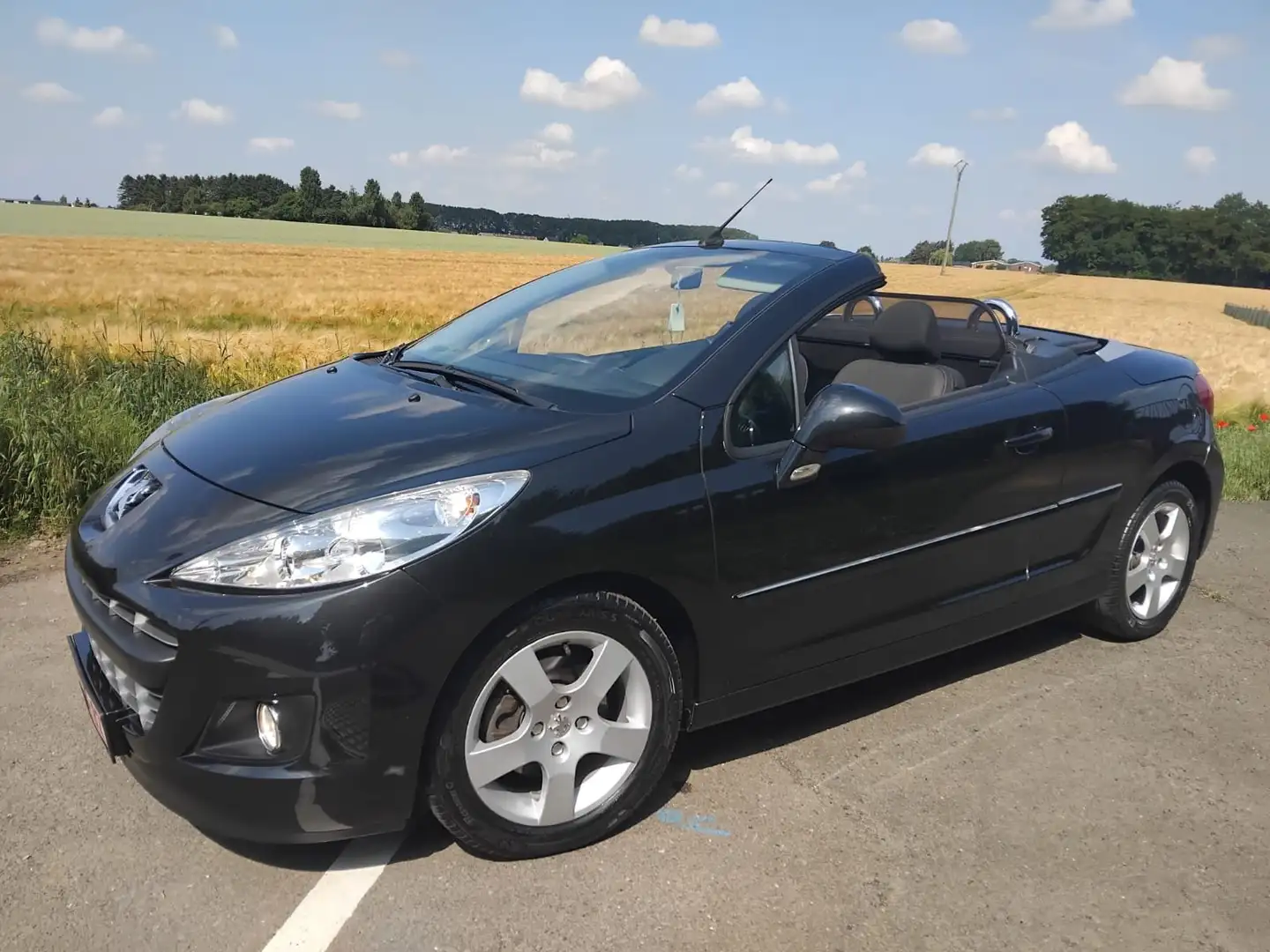 Peugeot 207 Phase 2😉 Euro5 * 67.400 km ! Brillante et Belle Noir - 1