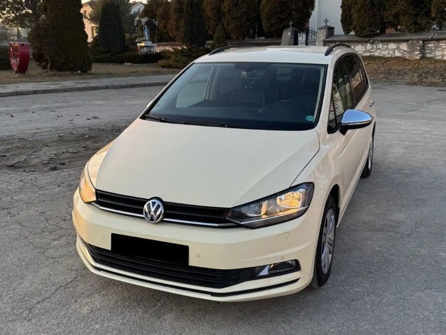 Volkswagen Touran Touran 2.0 TDI DPF DSGHighline Бежевий - 2