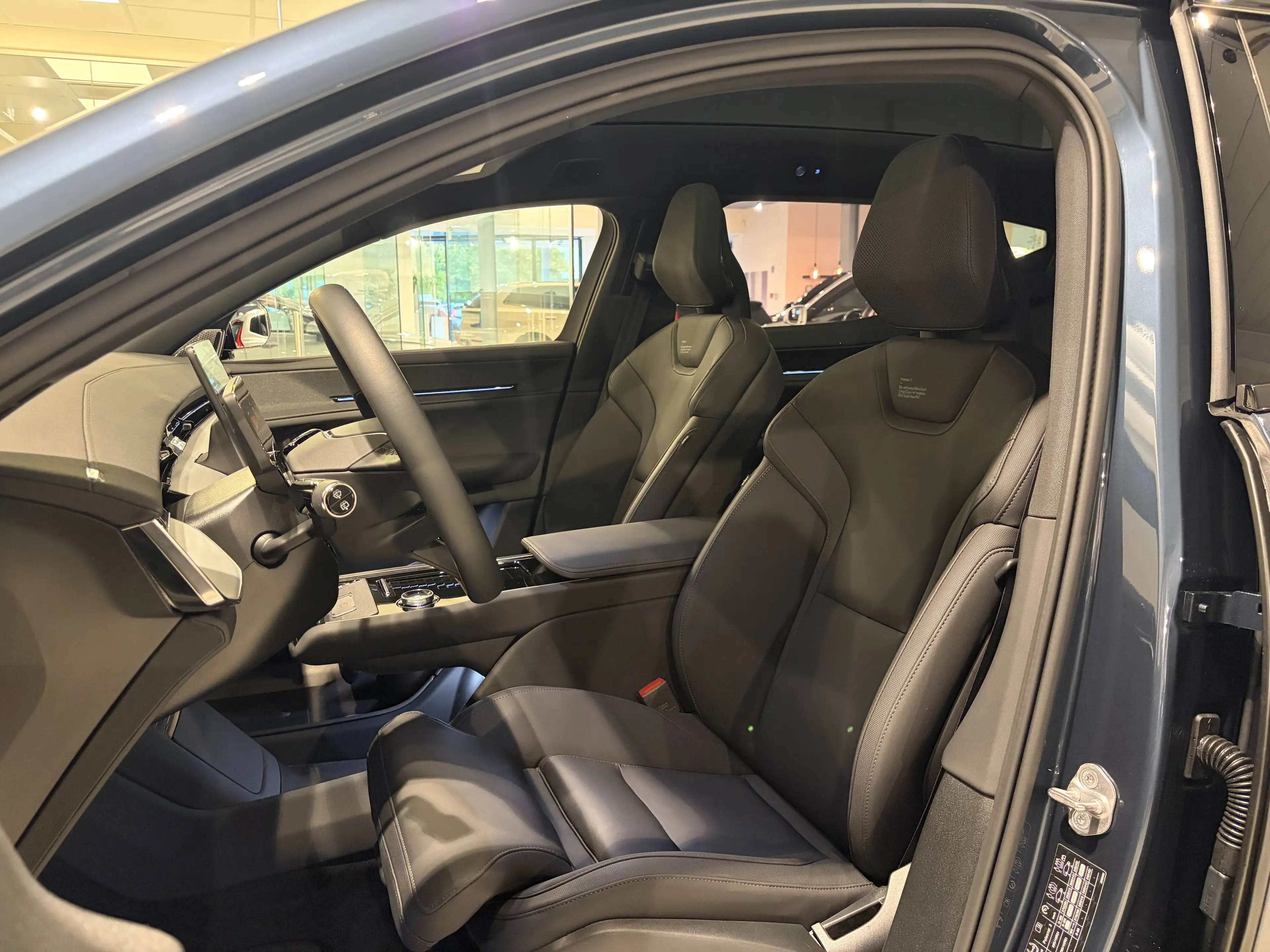 Polestar 3 Polestar 3 Long Range SM + PILOT+ PLUS PACK — photo 5