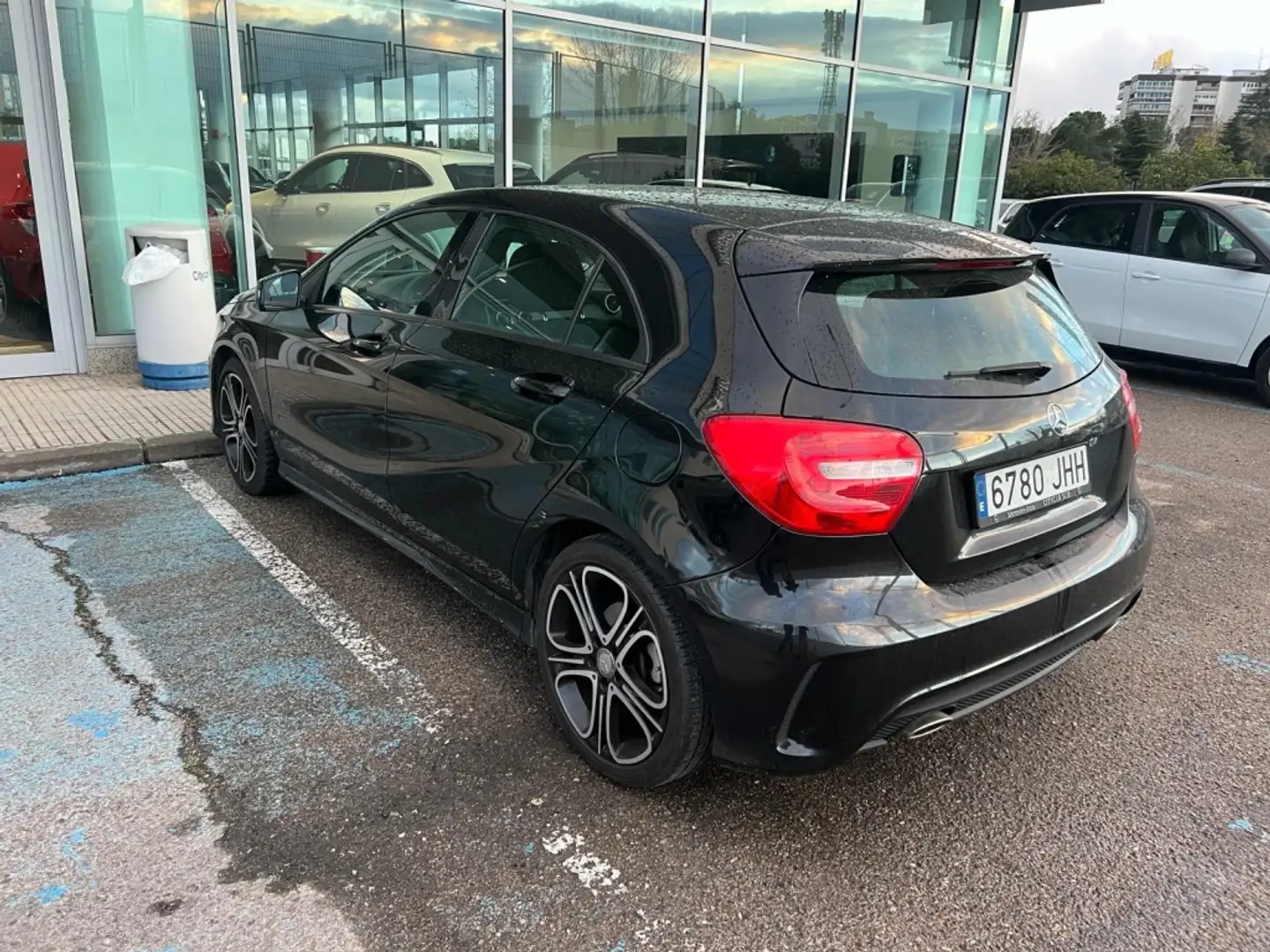 Mercedes-Benz A 180 180CDI BE AMG Line Nero - 2