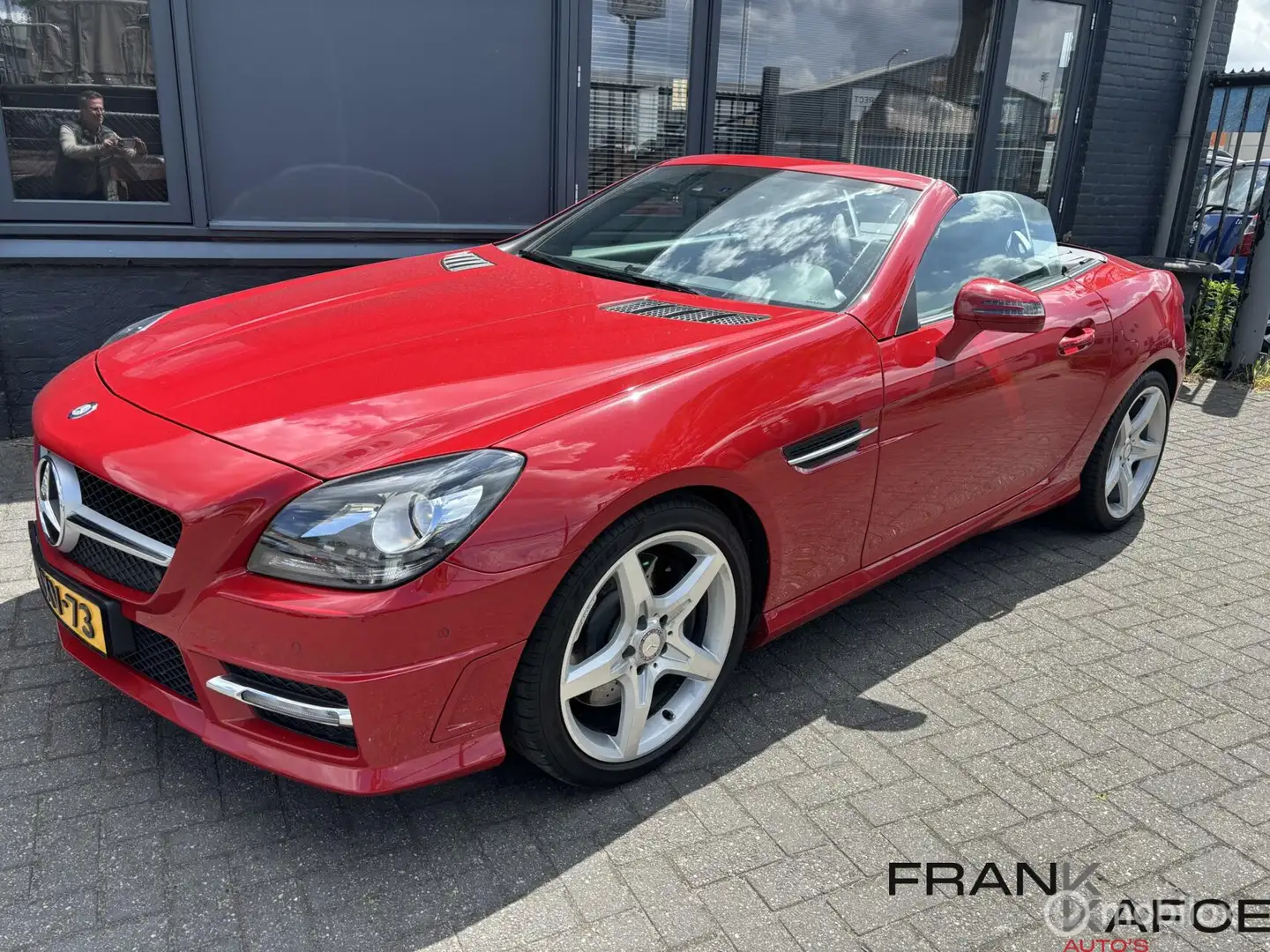 Mercedes-Benz SLK 250 Rouge - 1