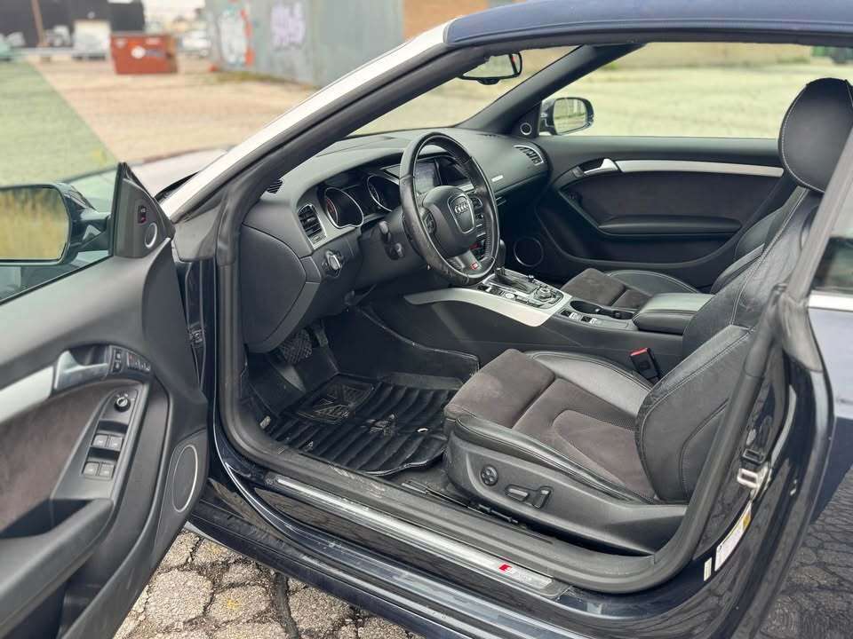 2012 Audi A5 2dr Cabriolet Auto 2.0L Premium Plus thumb 10