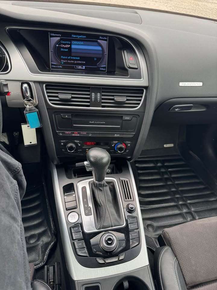 2012 Audi A5 2dr Cabriolet Auto 2.0L Premium Plus thumb 13