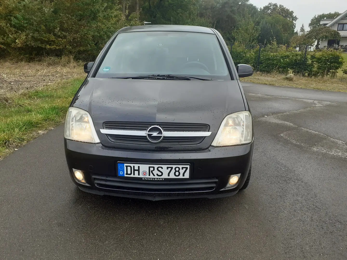 Opel Meriva Meriva 1.6 16 V Edition TÜV neu Schwarz - 1