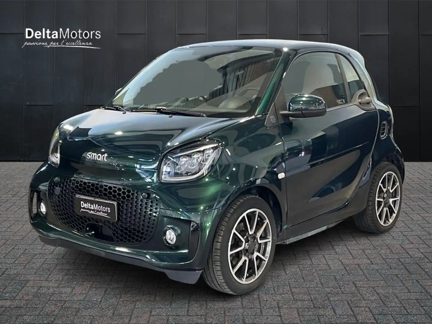 smart forTwo 22kW EQ British Green Verde - 1