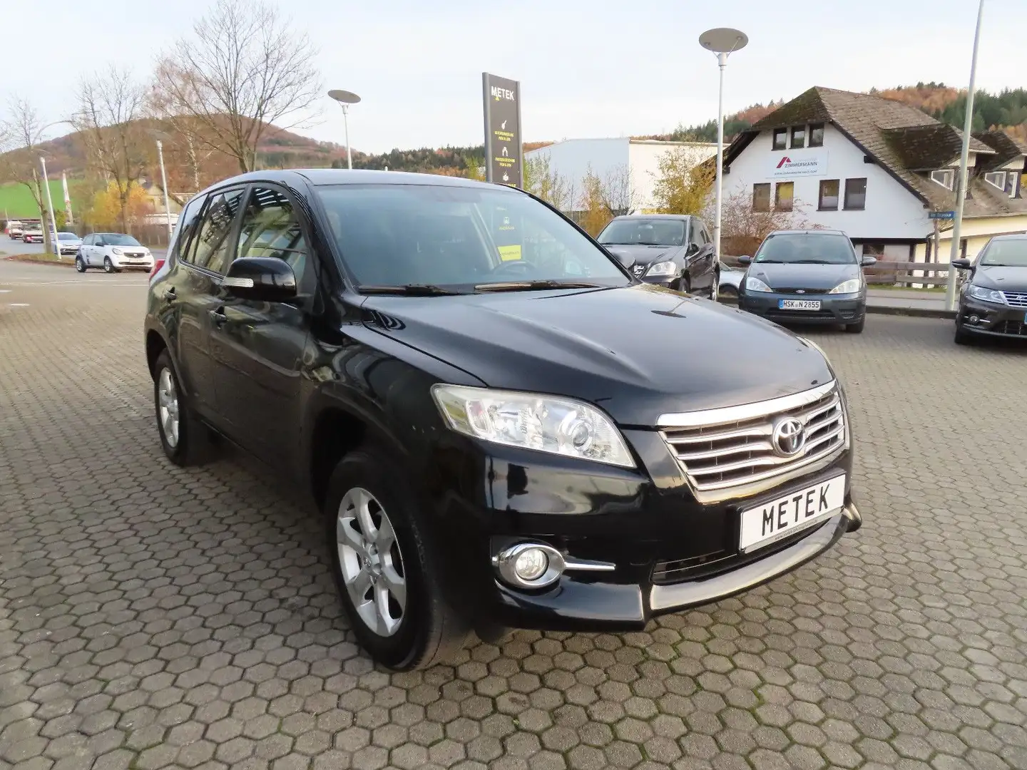 Toyota RAV 4 RAV4 Life Schwarz - 2