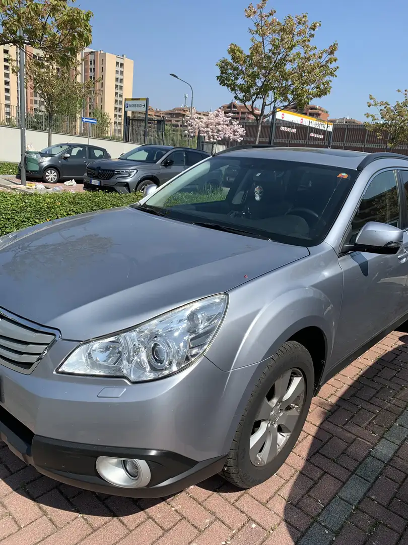 Subaru OUTBACK 2.5i VEGP navi bi-fuel lineartronic - 1