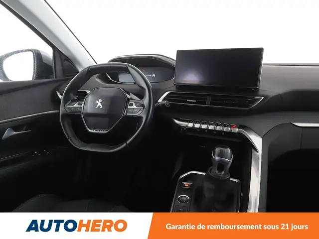 Peugeot 3008 view 13