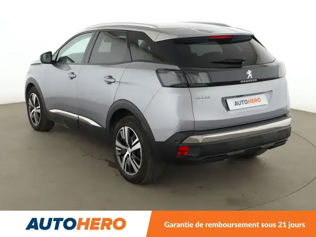 Peugeot 3008 view 4