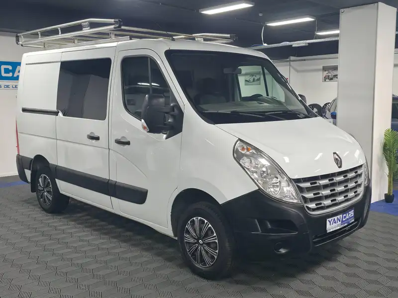 RENAULT Master