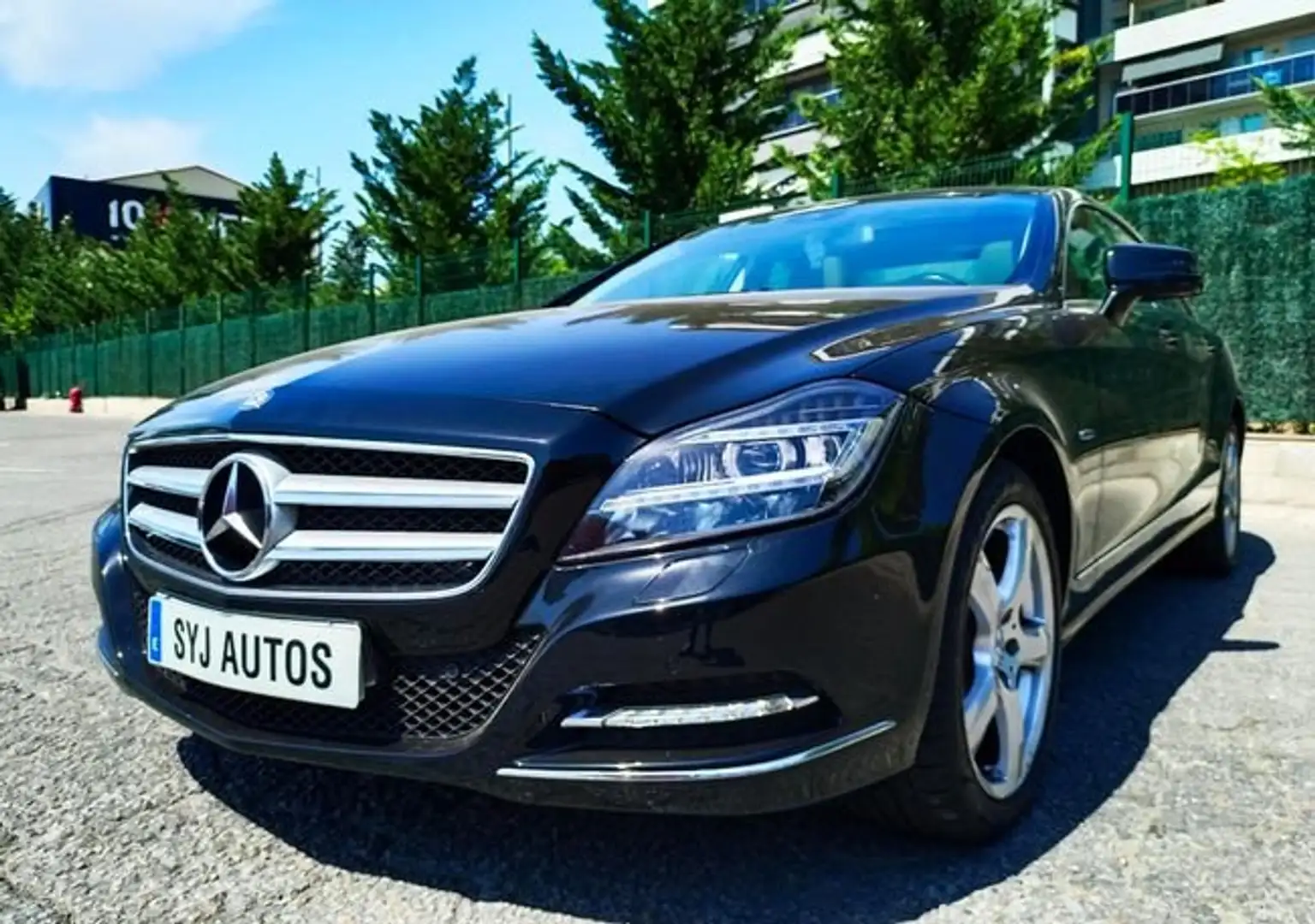 Mercedes-Benz CLS 350 CDI BlueEFFICIENCY Negro - 2