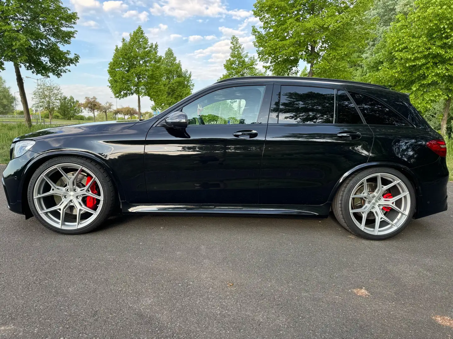 Mercedes-Benz GLC 63 AMG GLC 63 S AMG 4Matic (253.989) Schwarz - 1