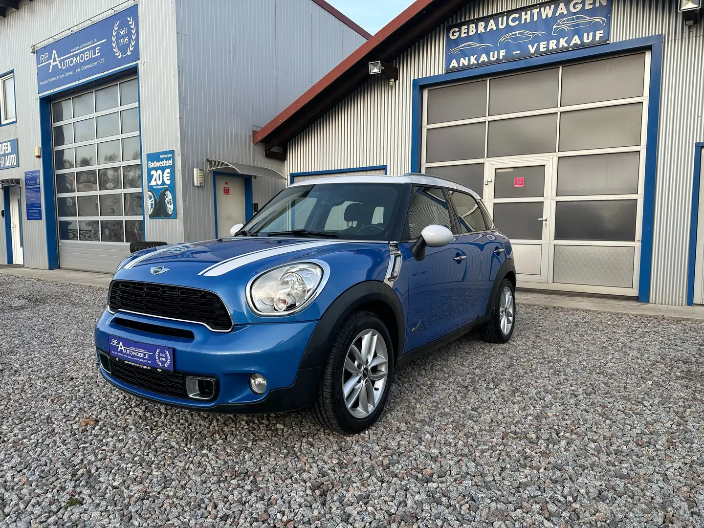MINI Cooper S Countryman Cooper S 1.6 16V KLIMA PDC SITZHZG. 4x4 Blau - 2