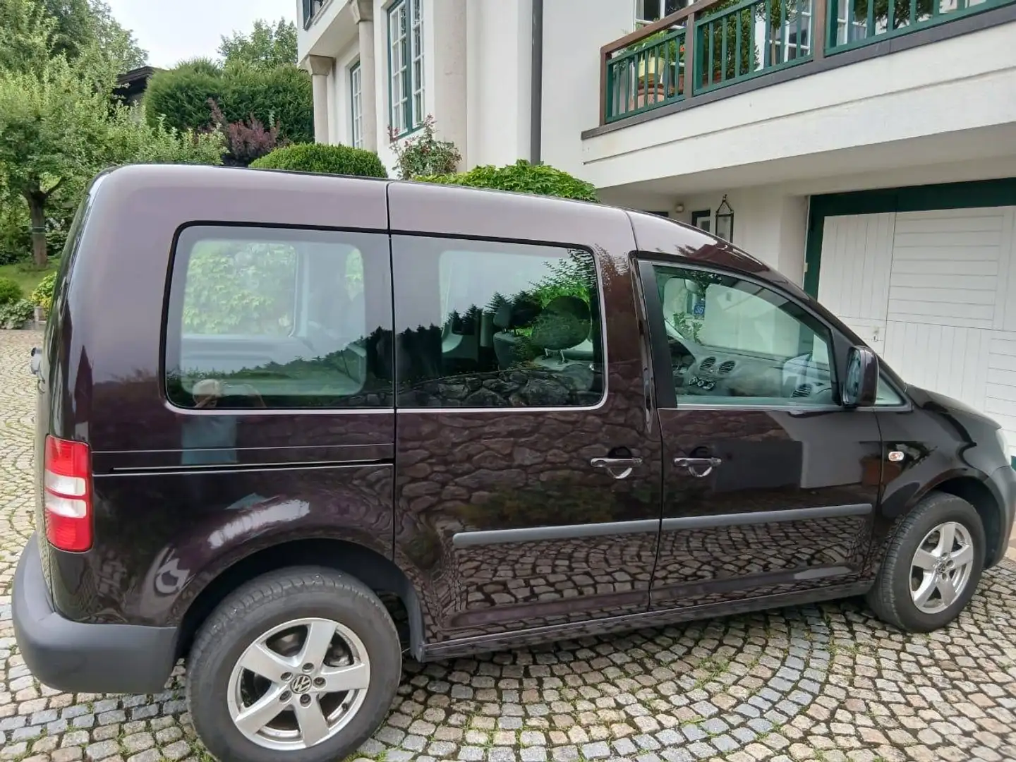 Volkswagen Caddy Caddy Kombi Trendline 1,2 TSI Trendline Violett - 2