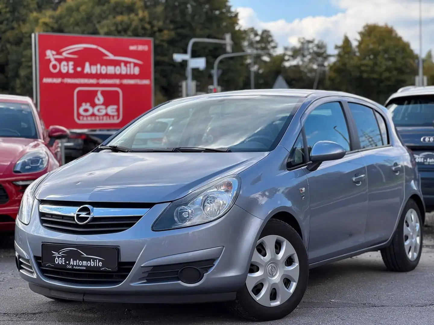 Opel Corsa D 1.2 Edition "111 Jahre"/TÜV neu/1.Hand Argent - 1
