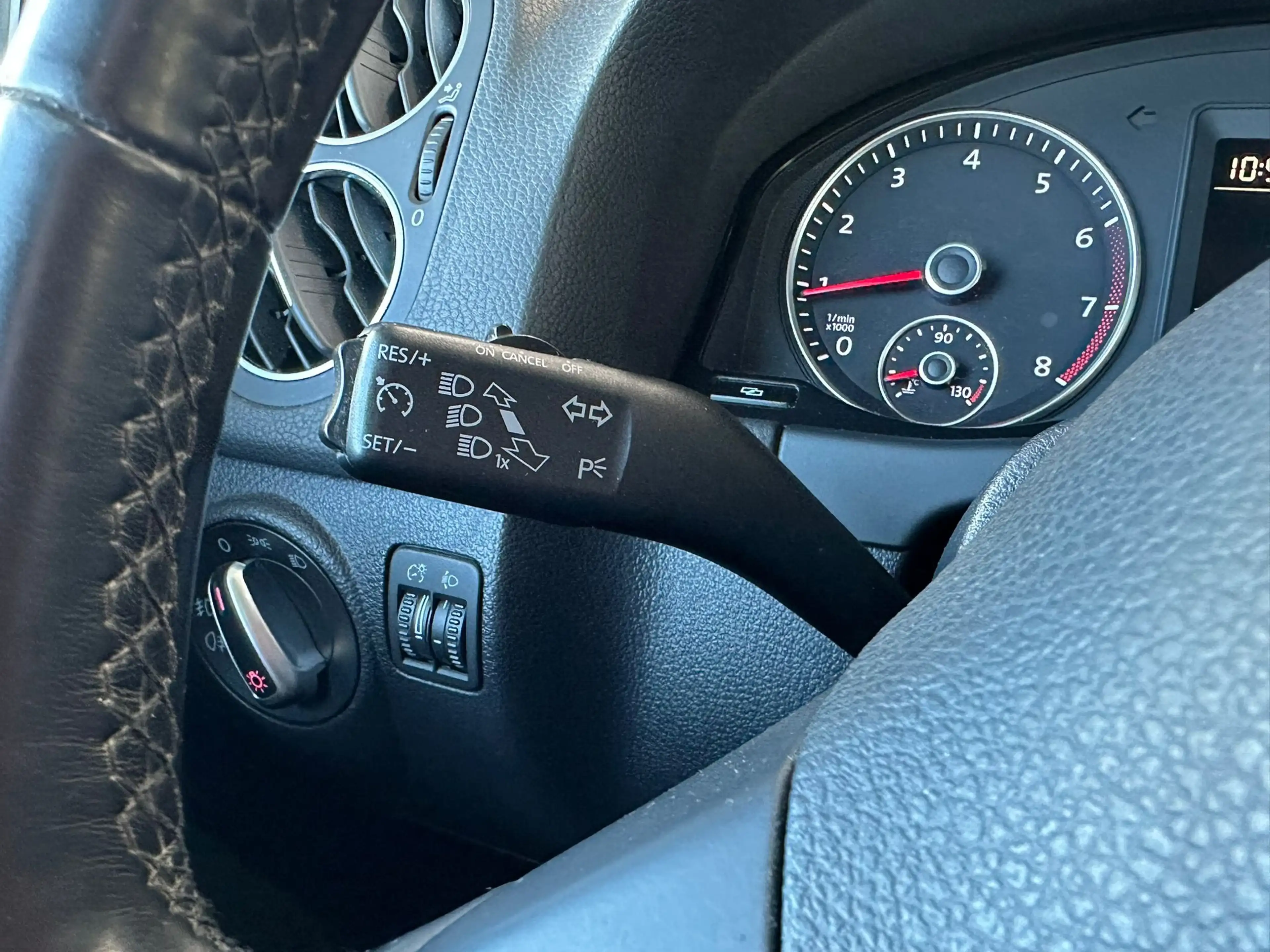 Volkswagen Golf Plus 🟩1.4 ESSENCE 122CV - AUTOMATIQUE - GPS - HIGHLINE - CRUISE - SIÈGES CHAUFFANTS — photo 12