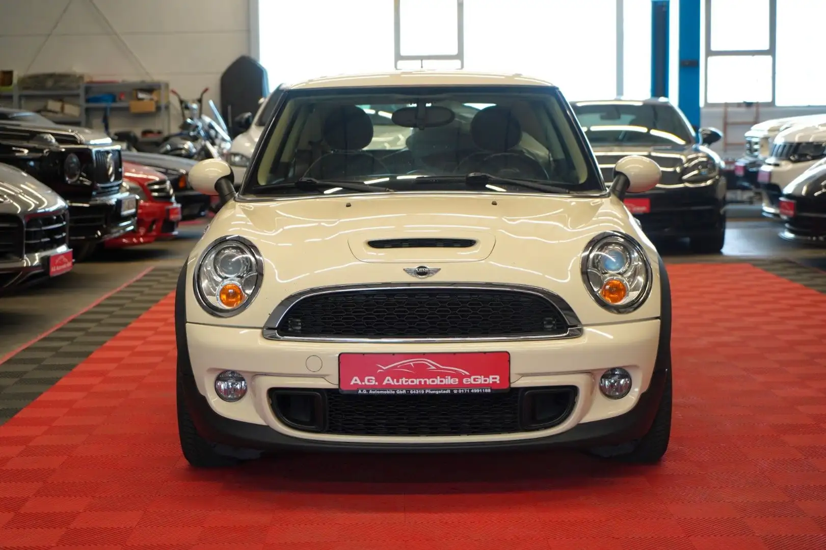 MINI Cooper S 1.6 184 PS*2.Hand*Unfallfrei*Bi-Xenon Bílá - 2