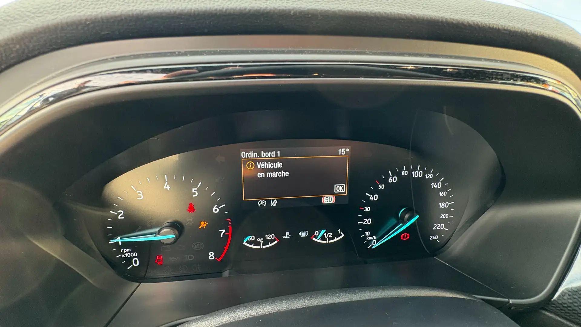 Ford Focus Focus 1.0 EcoBoost MHEV ST-Line Design Zilver - 2