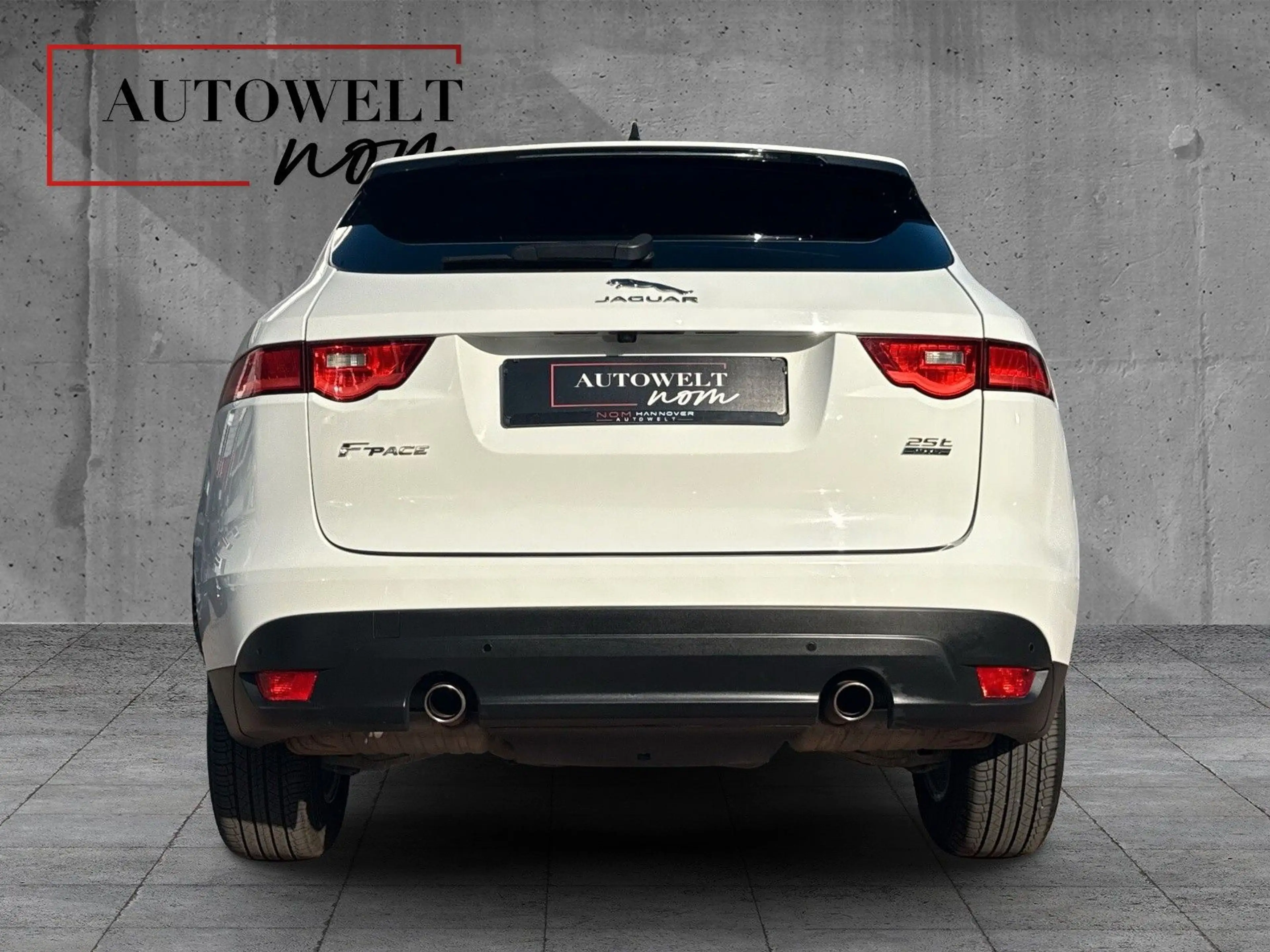 Jaguar F-Pace F-PACE Portfolio AWD R-CAM/HEADUP/LEDER/APP/ — photo 5