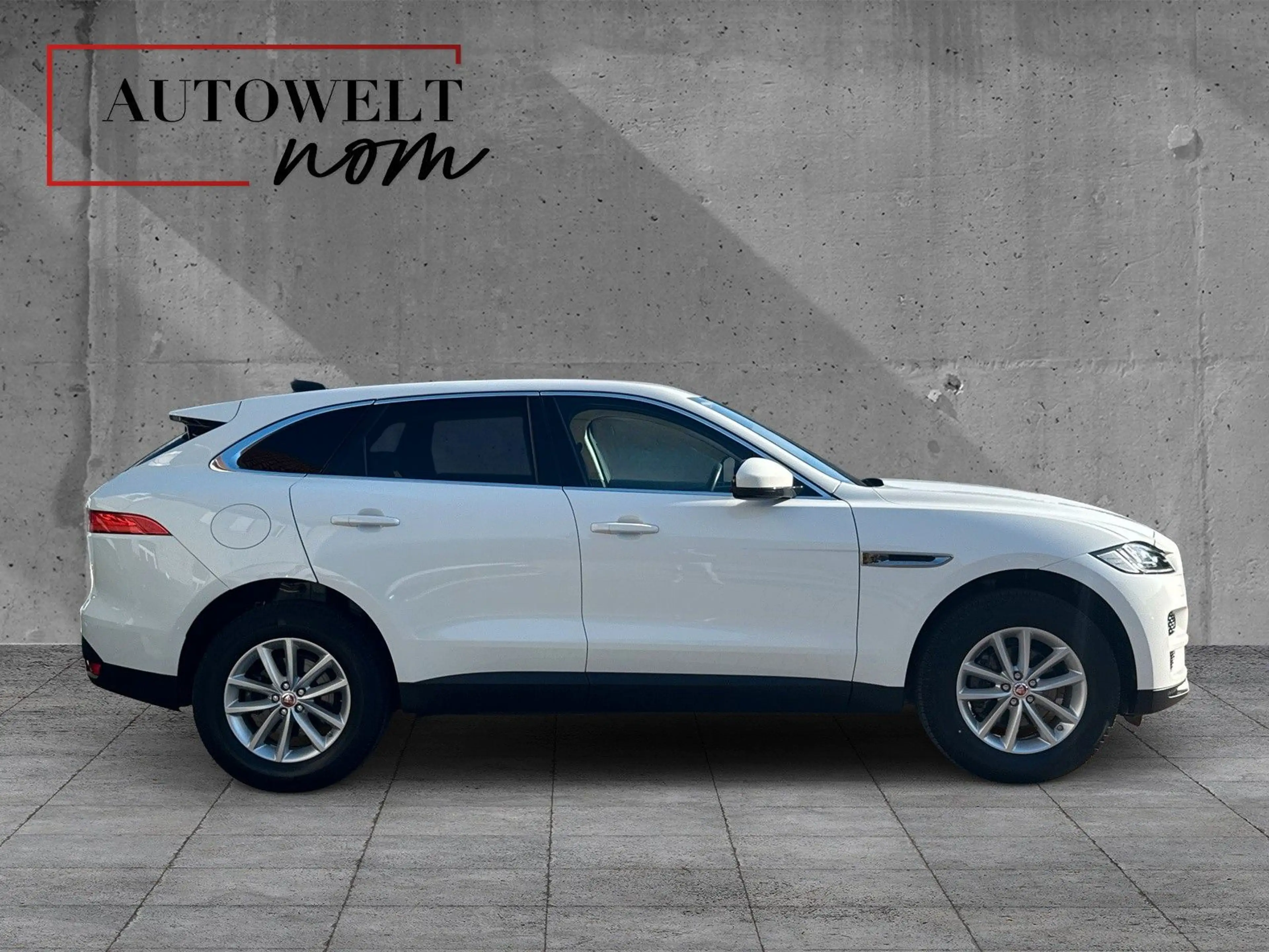 Jaguar F-Pace F-PACE Portfolio AWD R-CAM/HEADUP/LEDER/APP/ — photo 7