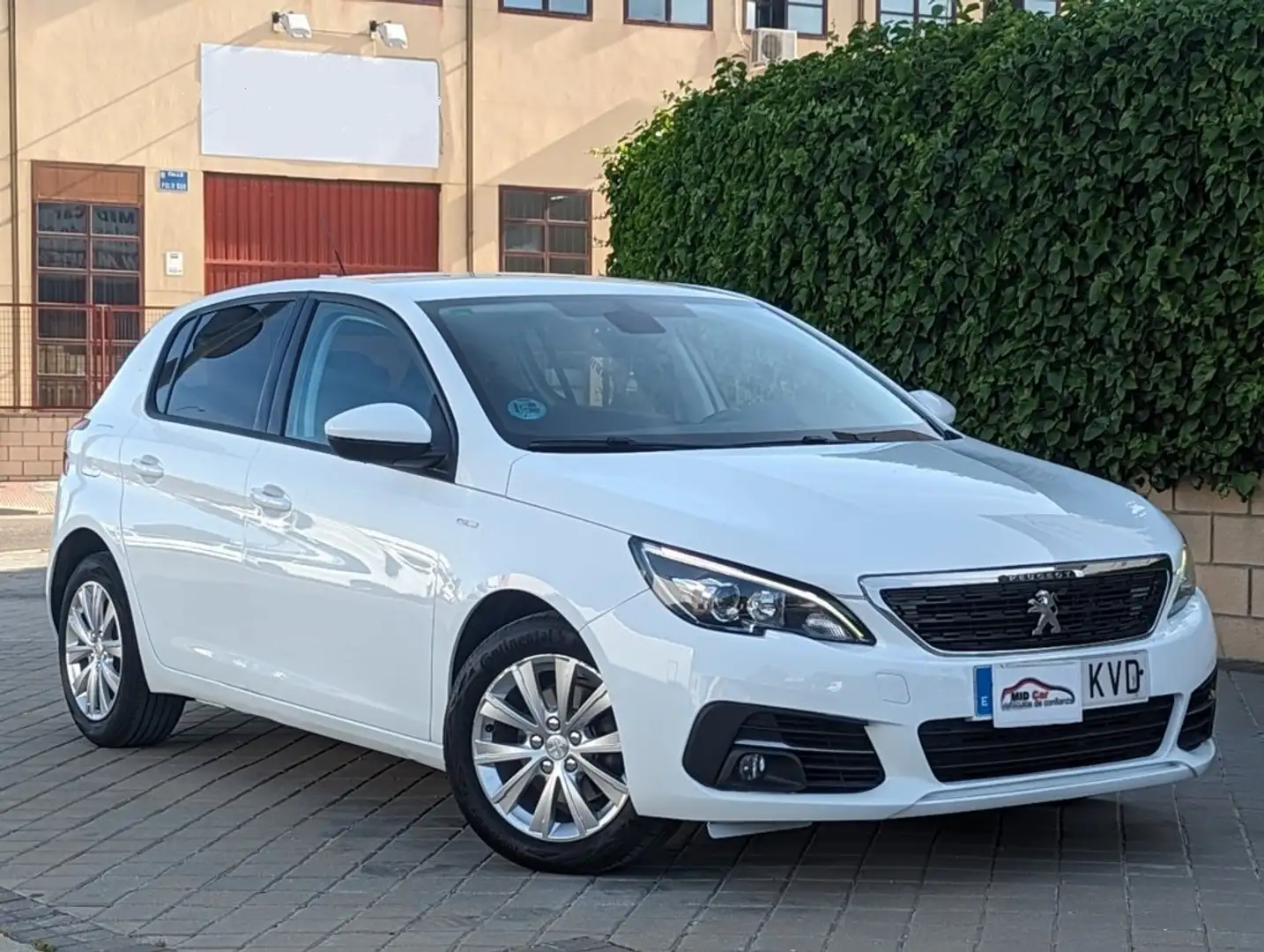 Peugeot 308 1.5BlueHdi Style 130Cv Etiqueta Medioambiental C Blanco - 1
