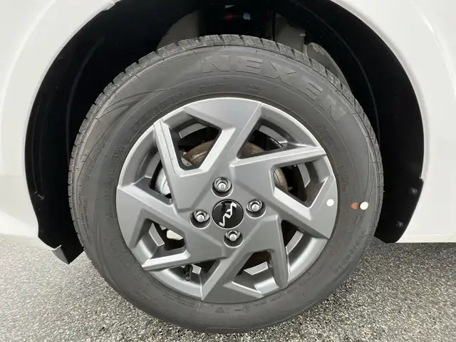 Kia Picanto view 6
