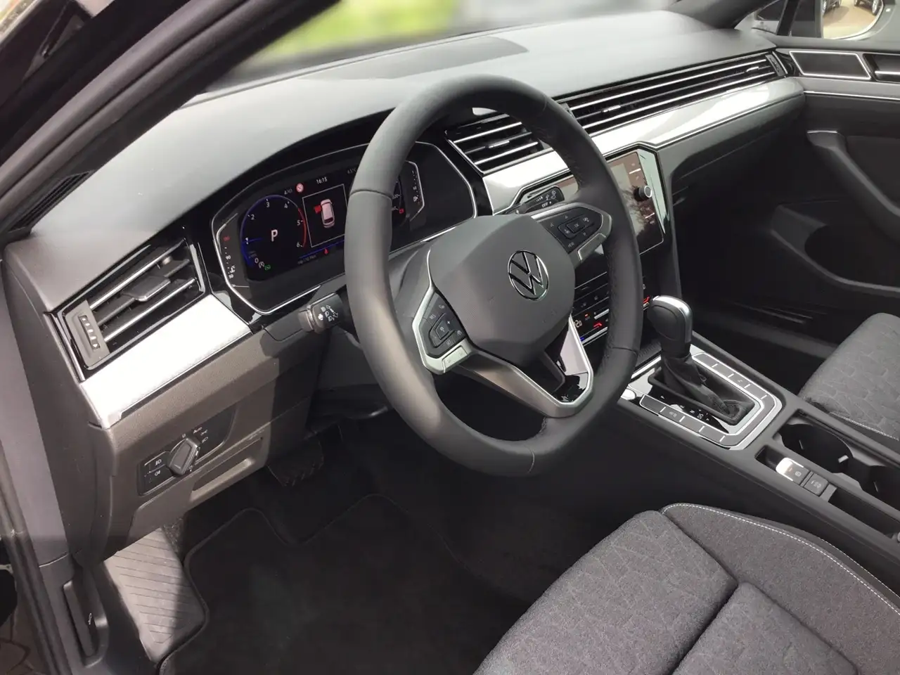 Volkswagen Passat Business 2.0 TDI DSG *AHK*EASY OPEN*COCKPIT PRO*K, миниатюра 10