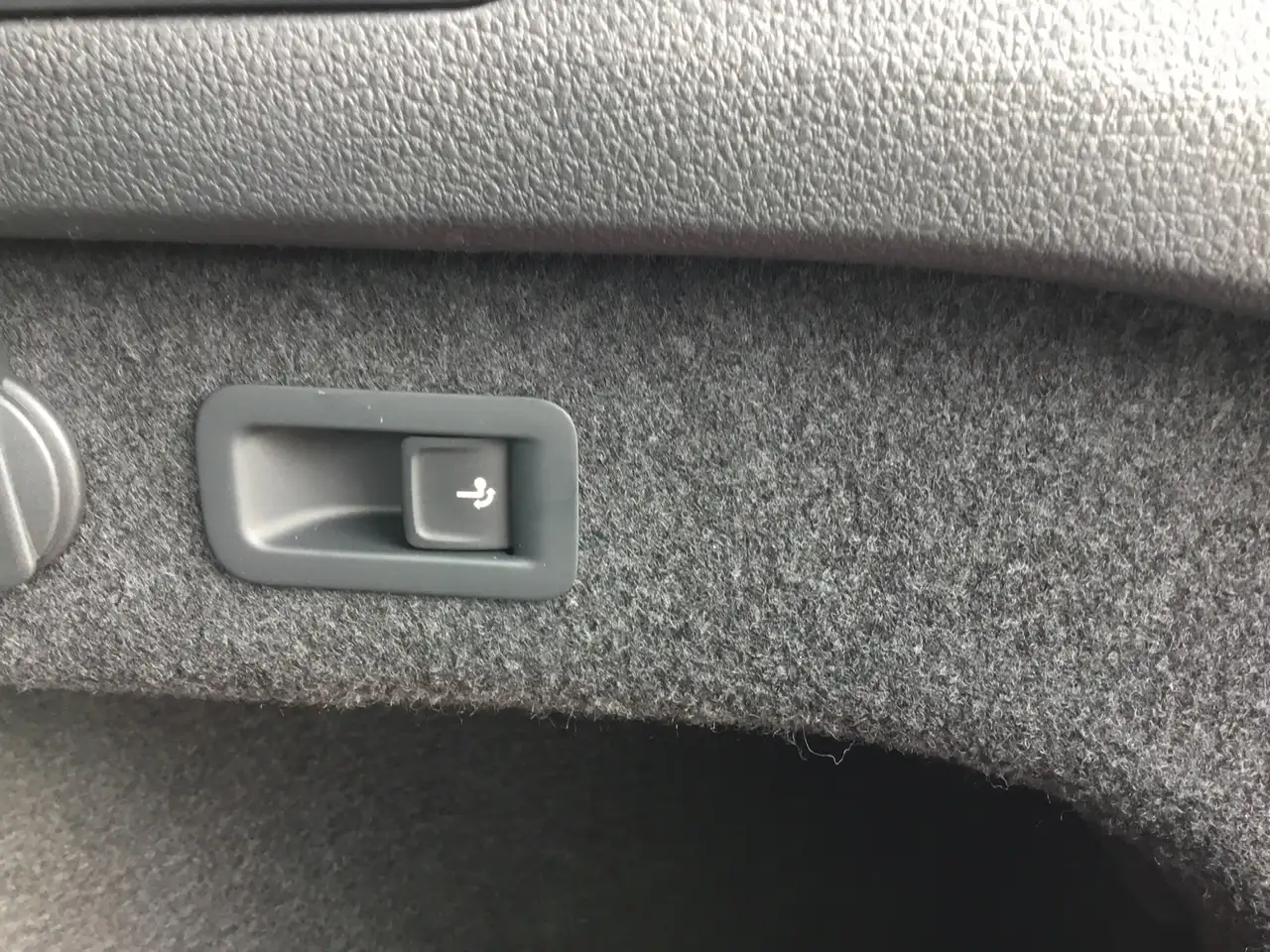 Volkswagen Passat Business 2.0 TDI DSG *AHK*EASY OPEN*COCKPIT PRO*K, миниатюра 17