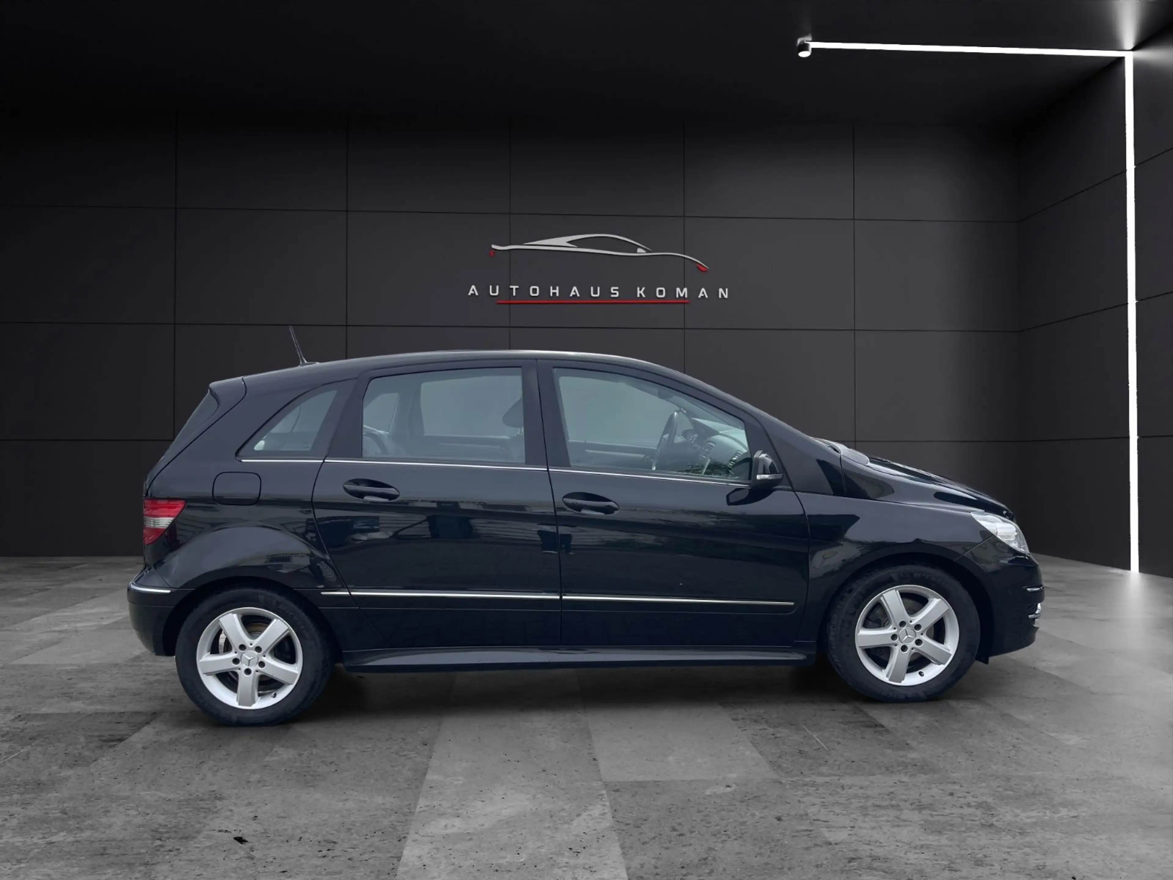 Mercedes-Benz B 180 B180 CDI*AUTOM.*TÜV*KLIMA*PDC*TEMPOMAT*T-LEDER — photo 5