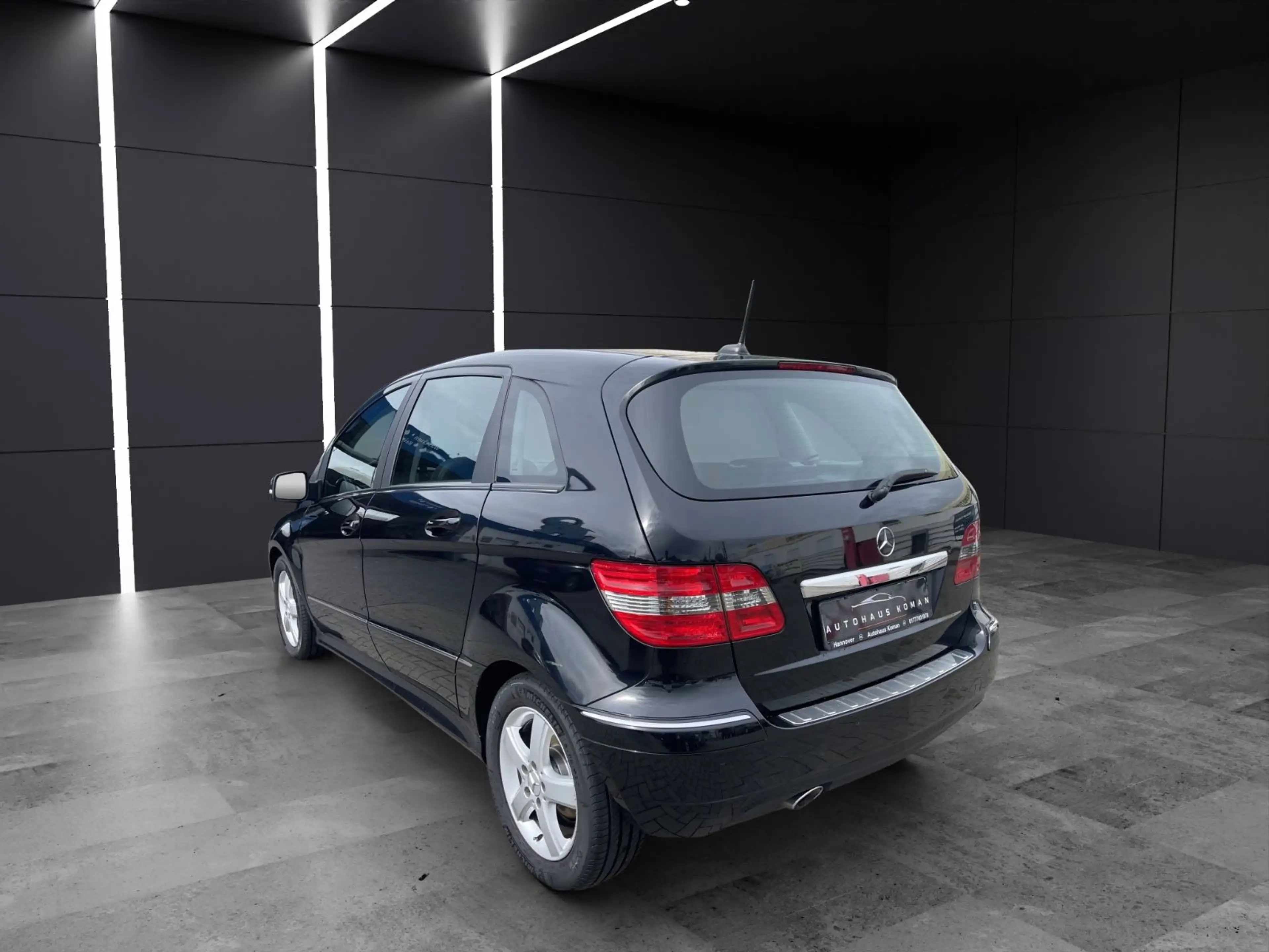 Mercedes-Benz B 180 B180 CDI*AUTOM.*TÜV*KLIMA*PDC*TEMPOMAT*T-LEDER — photo 6