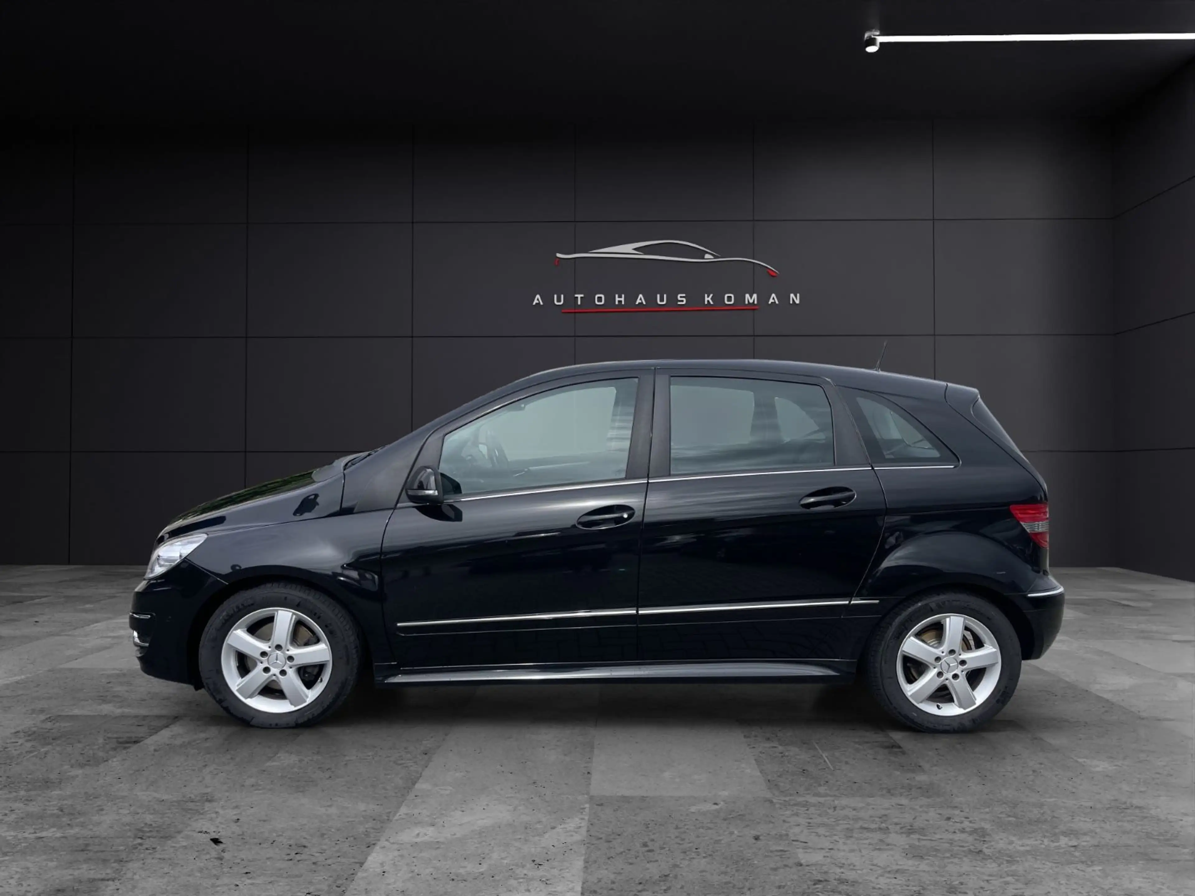 Mercedes-Benz B 180 B180 CDI*AUTOM.*TÜV*KLIMA*PDC*TEMPOMAT*T-LEDER — photo 4