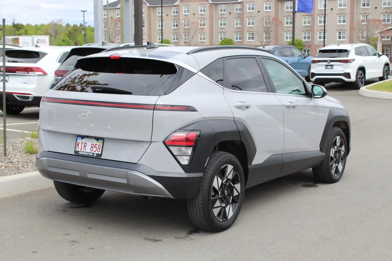Hyundai KONA снимка Hyundai KONA